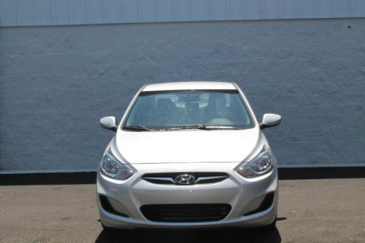2013 Hyundai Accent  GLS
