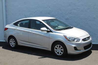 2013 Hyundai Accent  GLS
