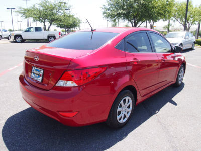2012 Hyundai Accent  GLS