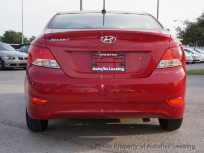 2012 Hyundai Accent  GLS