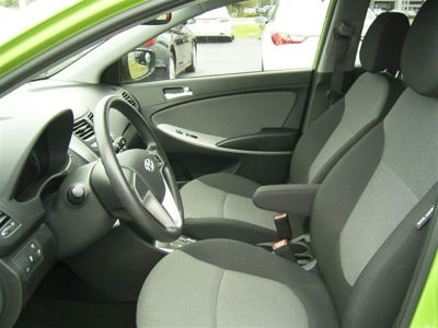 2012 Hyundai Accent GS