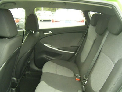 2012 Hyundai Accent GS
