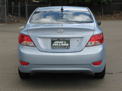 2012 Hyundai Accent  GLS