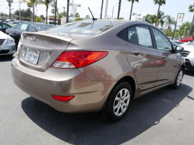 2013 Hyundai Accent  GLS