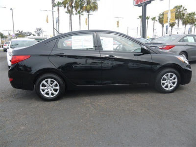 2012 Hyundai Accent  GLS