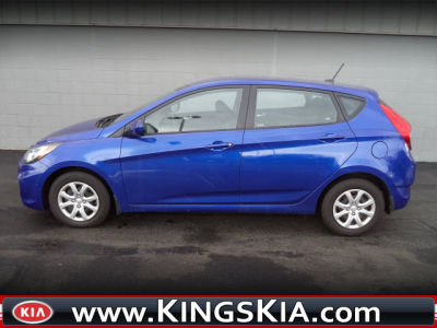 2012 Hyundai Accent  GS