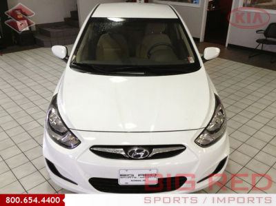 2012 Hyundai Accent  GLS