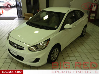 2012 Hyundai Accent  GLS