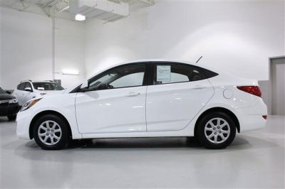 2012 Hyundai Accent  GLS