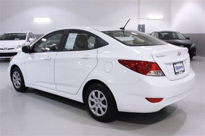 2012 Hyundai Accent  GLS