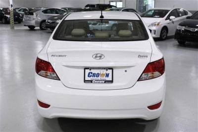 2012 Hyundai Accent  GLS