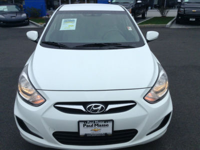 2013 Hyundai Accent SE