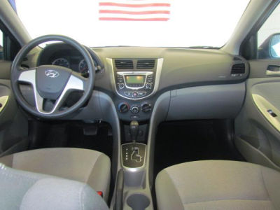 2012 Hyundai Accent  GLS