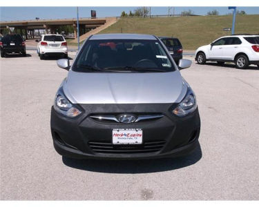 2012 Hyundai Accent  SE