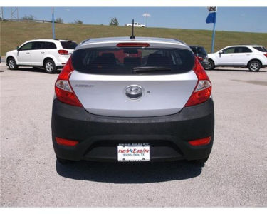 2012 Hyundai Accent  SE