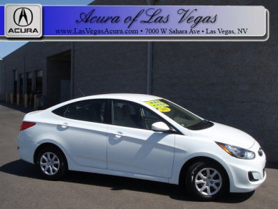 2012 Hyundai Accent  GLS