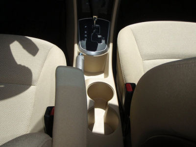 2012 Hyundai Accent  GLS