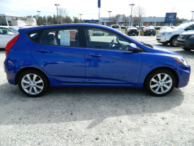 2012 Hyundai Accent SE