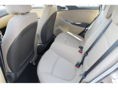 2012 Hyundai Accent  GLS