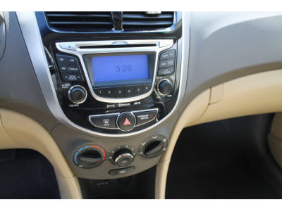 2012 Hyundai Accent  GLS