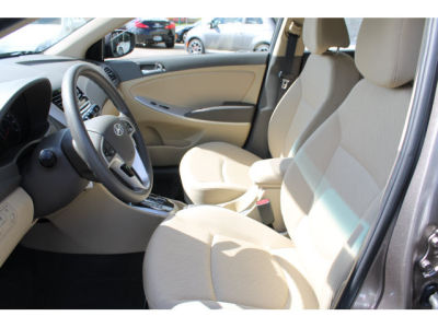 2012 Hyundai Accent  GLS