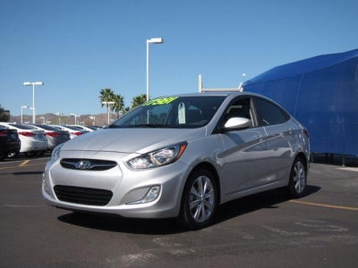 2012 Hyundai Accent  GLS