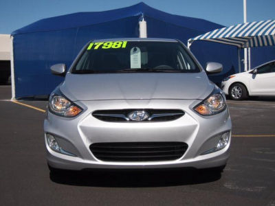 2012 Hyundai Accent  GLS