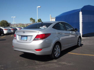 2012 Hyundai Accent  GLS
