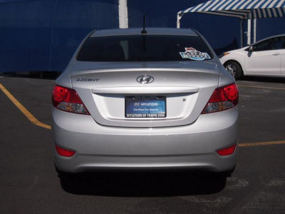 2012 Hyundai Accent  GLS