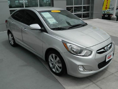 2012 Hyundai Accent  GLS