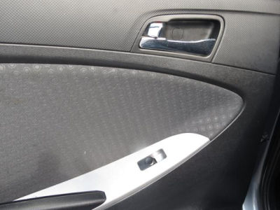 2012 Hyundai Accent