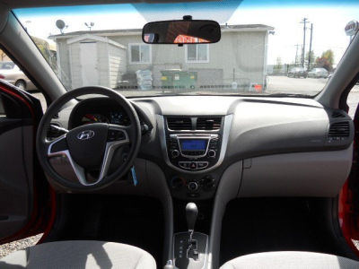 2012 Hyundai Accent  GS