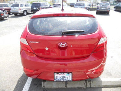2012 Hyundai Accent  GS