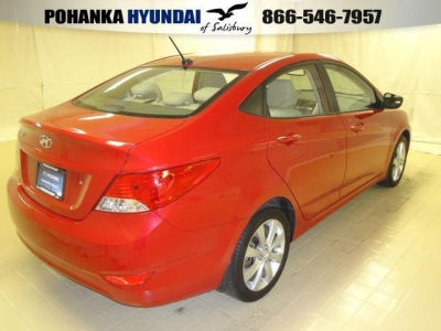 2013 Hyundai Accent  GLS