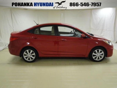 2013 Hyundai Accent  GLS