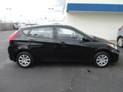 2012 Hyundai Accent  GS