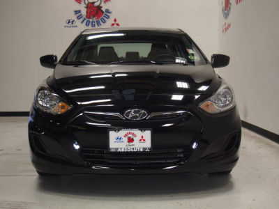 2012 Hyundai Accent  GLS
