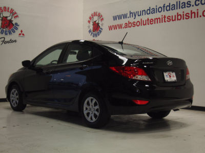 2012 Hyundai Accent  GLS