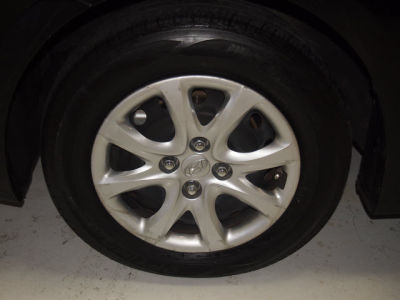2012 Hyundai Accent  GLS