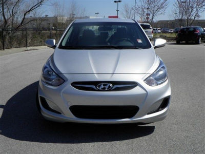 2012 Hyundai Accent  GLS