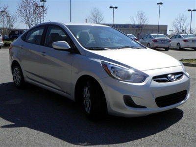 2012 Hyundai Accent  GLS