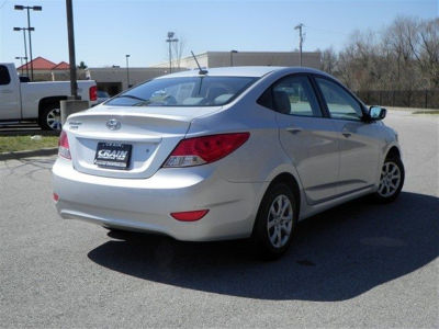 2012 Hyundai Accent  GLS
