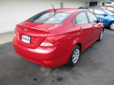 2012 Hyundai Accent  GLS