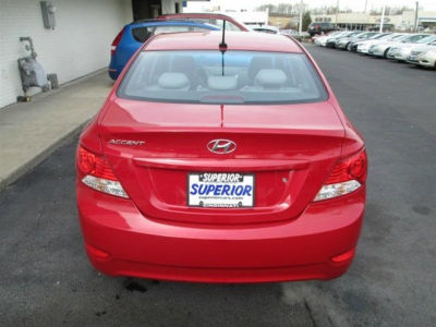 2012 Hyundai Accent  GLS