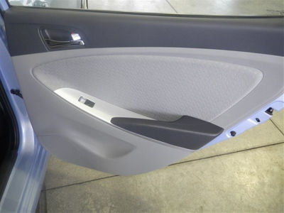 2012 Hyundai Accent  SE