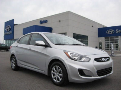 2012 Hyundai Accent  GLS