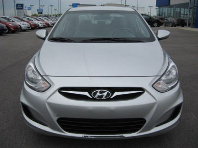 2012 Hyundai Accent GLS