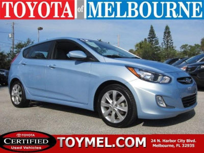 2012 Hyundai Accent  SE