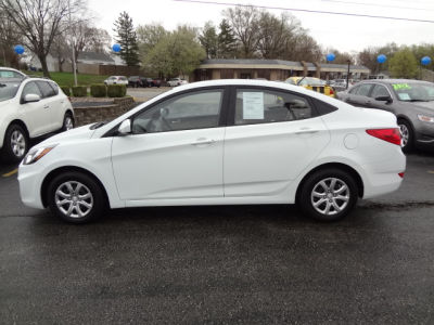 2013 Hyundai Accent  GLS