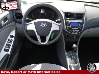 2013 Hyundai Accent  GLS